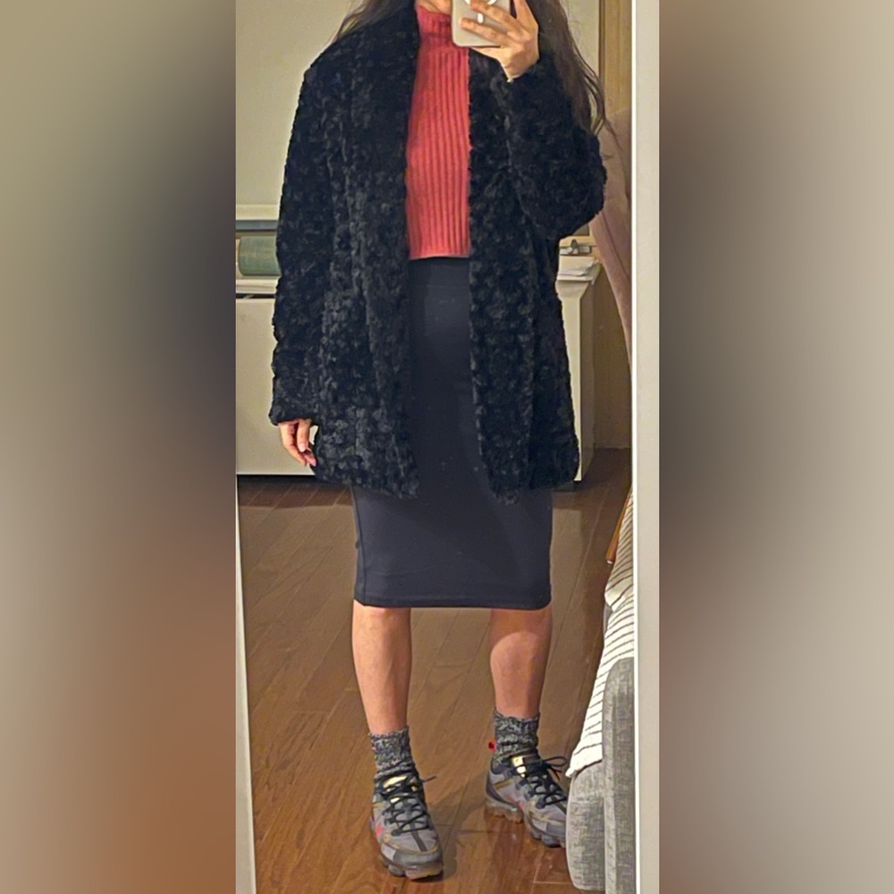 Aritzia Wilfred Free Plush Faux Fur Jacket (NWOT) - Picture 4 of 11